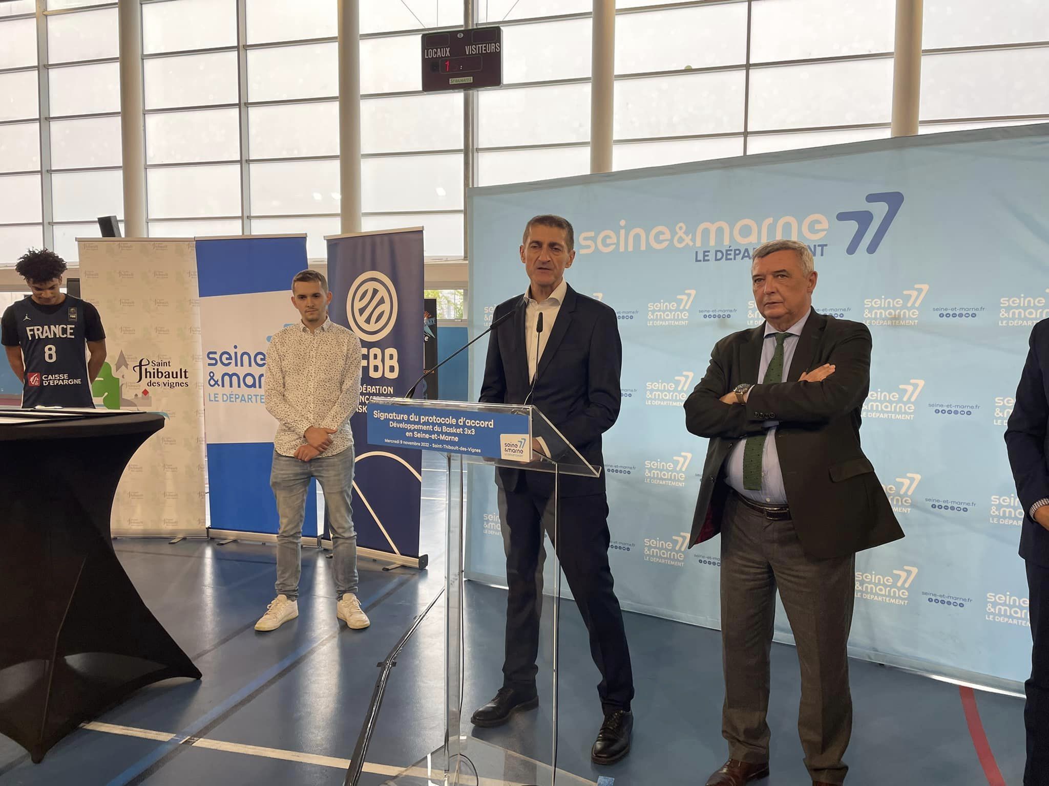 Signature Du Protocole D accord D veloppement Du Basket 3X3 En Seine Signature Du Protocole D accord D veloppement Du Basket 3X3 En Seine