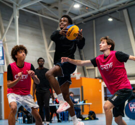 3x3MOISSY QUENTINLAB-240