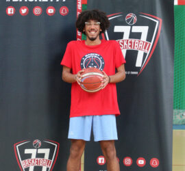 70884676-3729-40BE-AEB0-504B3C5B869C