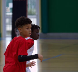 E2292744-DBF8-4F60-B835-C10F8AEAF3ED